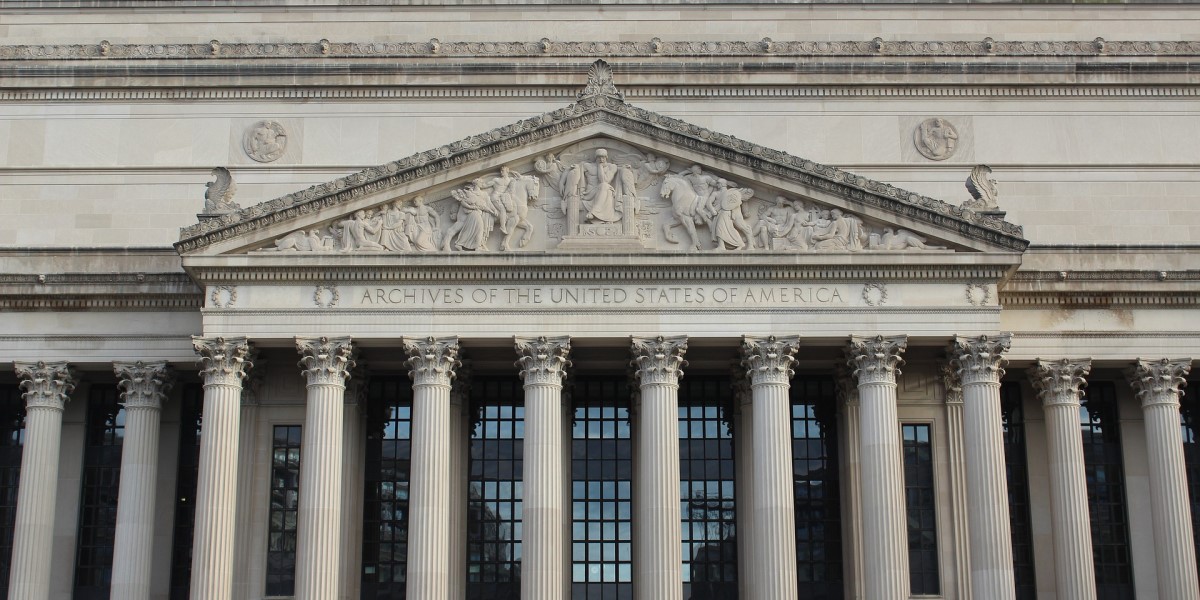 Image of US government building with tall columns